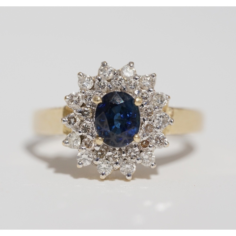 Vintage 14k Solid Yellow Gold Cluster Natural Sapphire & Diamond Ring - Size 7